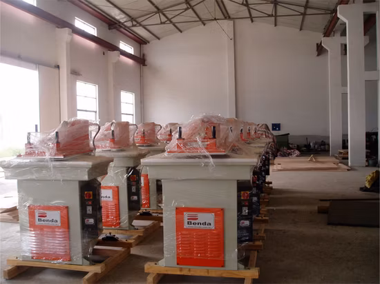 Hydraulic Swing Arm Cutting Machine/Cutting Press/Clicking Press